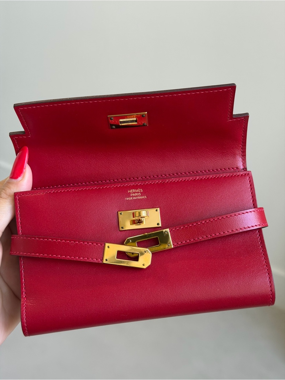 Hermes Rouge Box Kelly Wallet with Gold Hardware 2017 - Picture 6 of 7